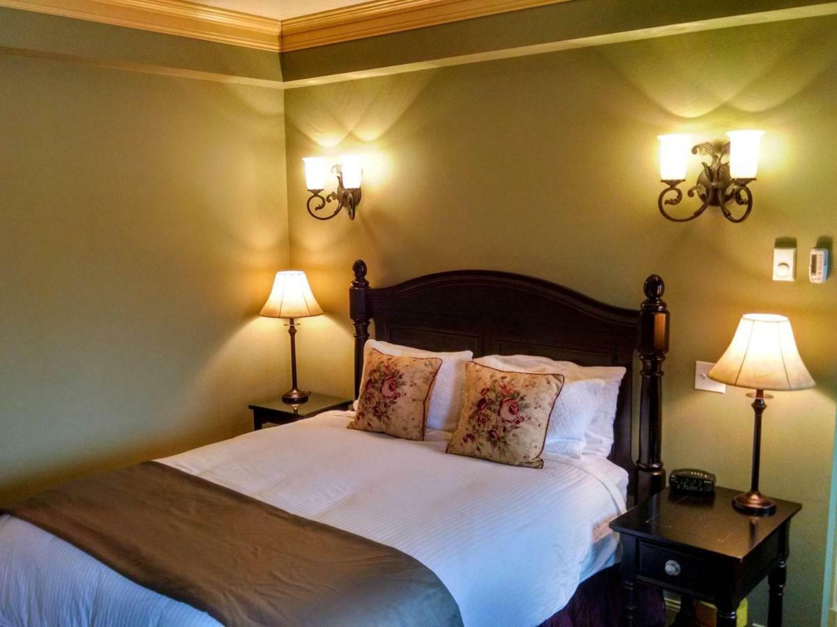 The Vintage Inn Bed And Breakfast Redwood Falls Стая снимка